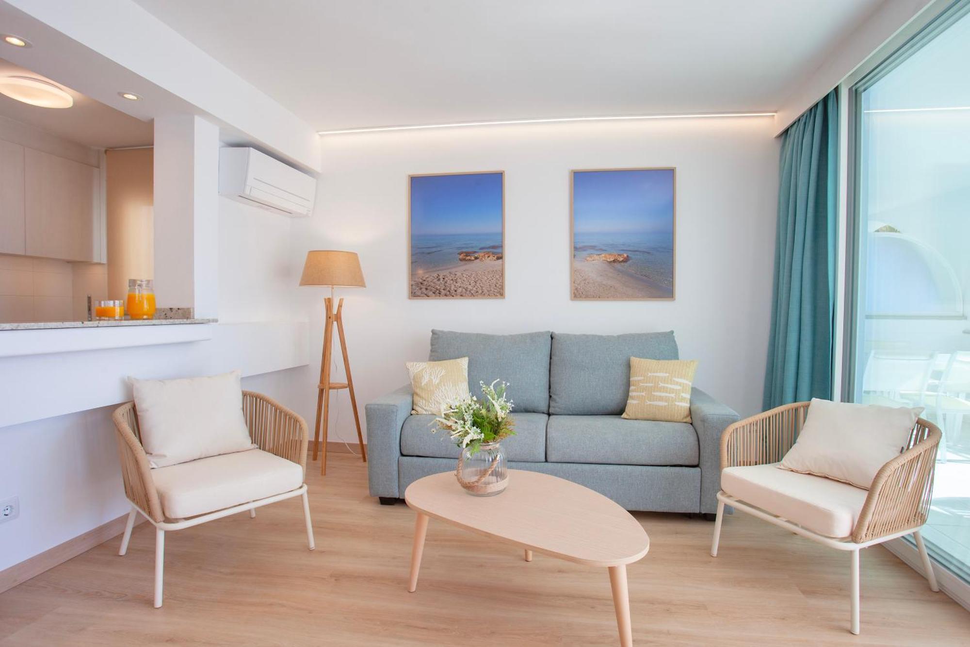קולוניה סנט ג'ורדי Apartaments Edificio Puerto מראה חיצוני תמונה