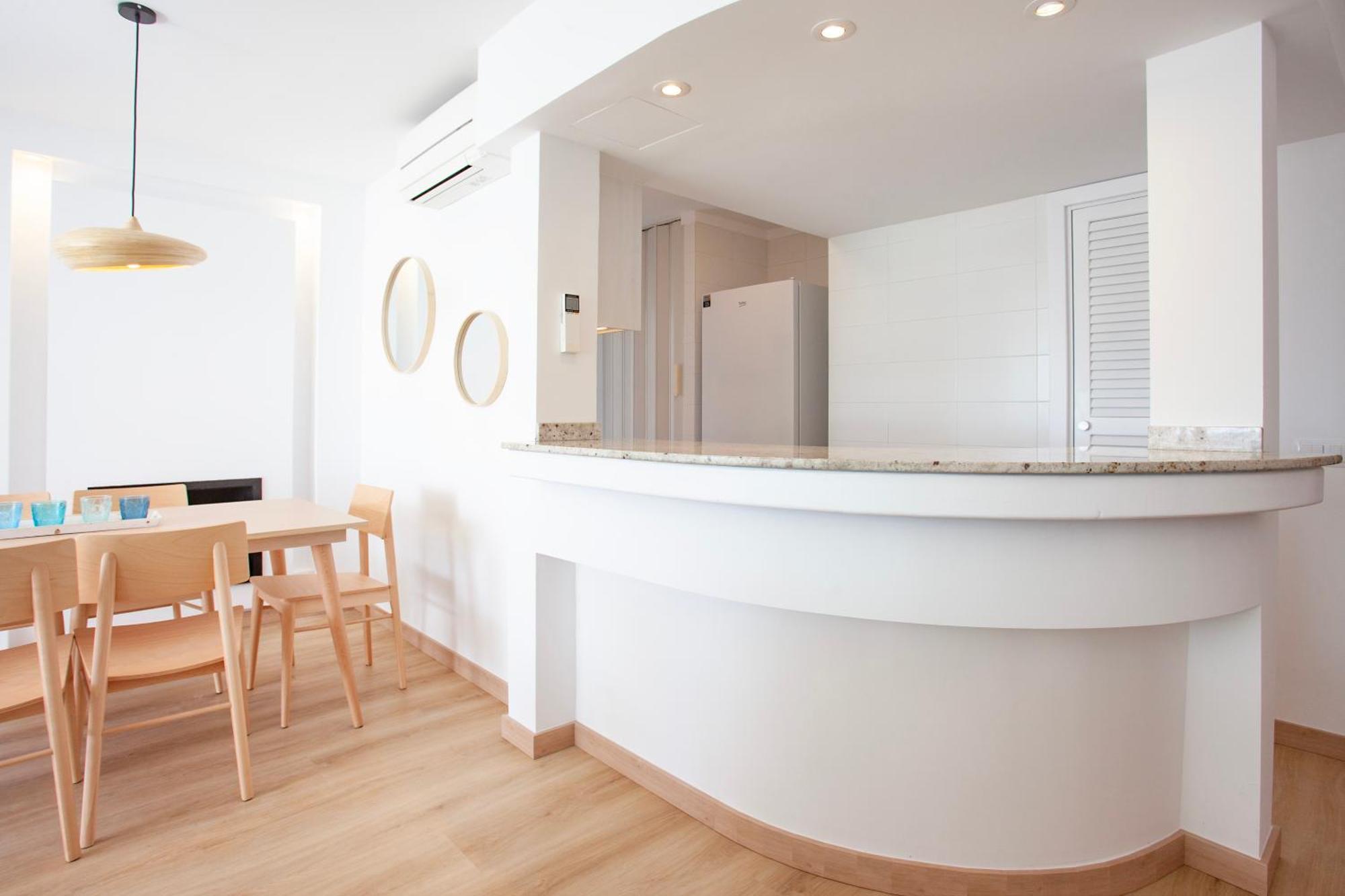 קולוניה סנט ג'ורדי Apartaments Edificio Puerto מראה חיצוני תמונה