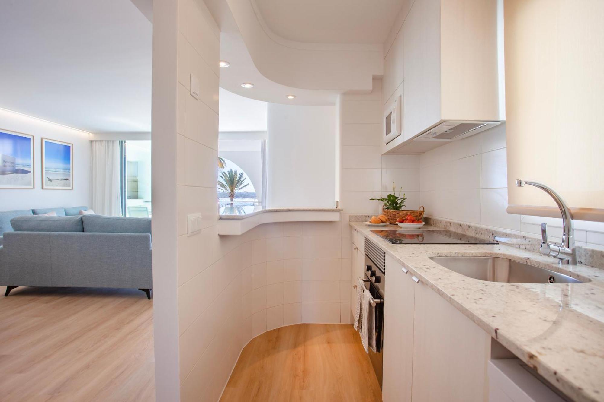 קולוניה סנט ג'ורדי Apartaments Edificio Puerto מראה חיצוני תמונה