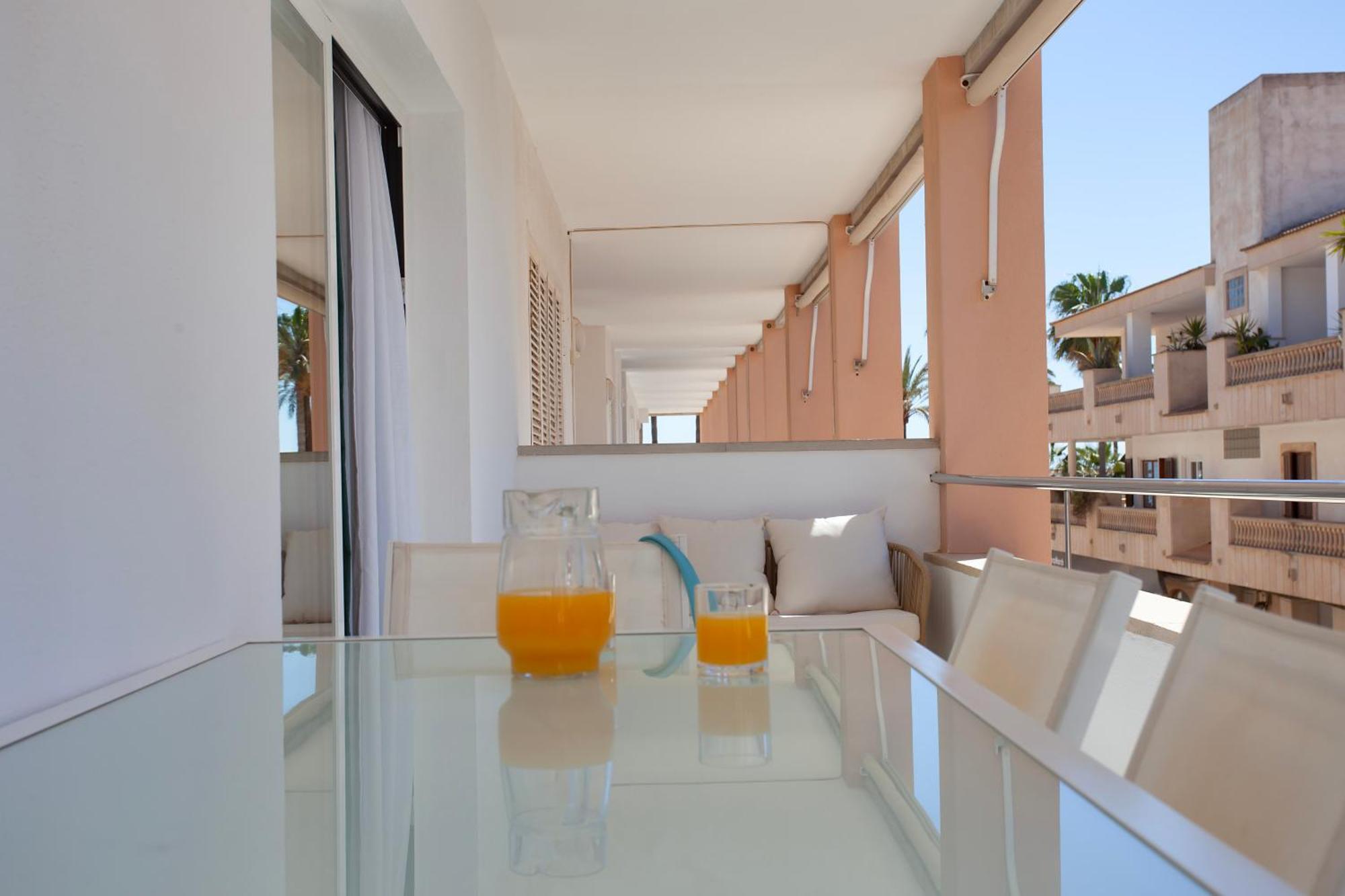 קולוניה סנט ג'ורדי Apartaments Edificio Puerto מראה חיצוני תמונה