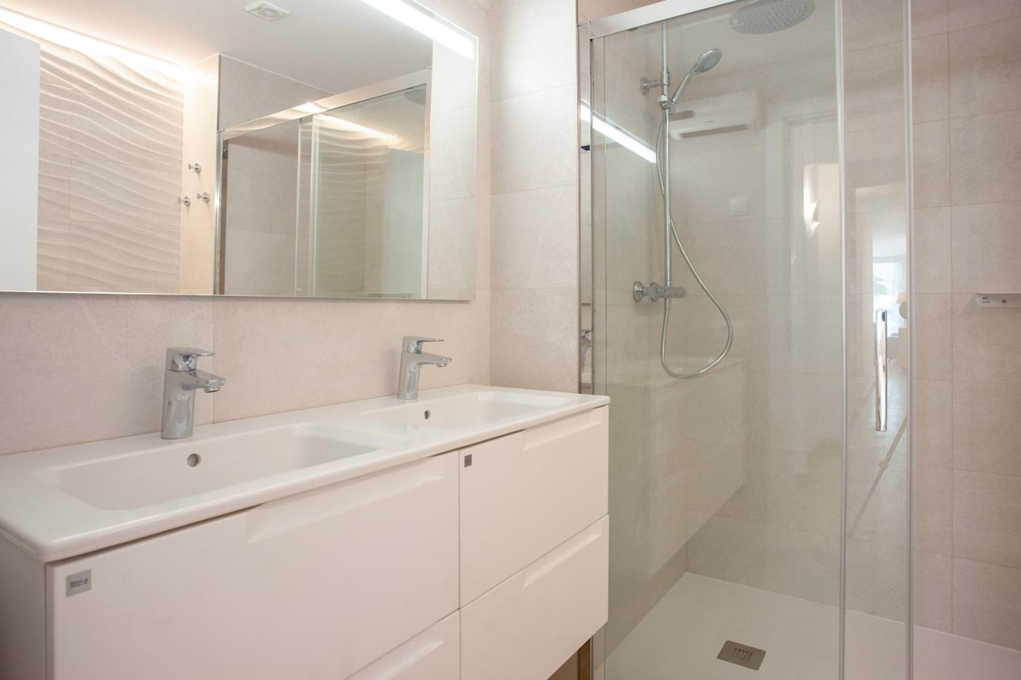 קולוניה סנט ג'ורדי Apartaments Edificio Puerto מראה חיצוני תמונה