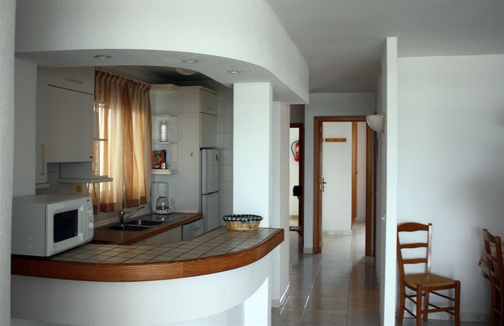 קולוניה סנט ג'ורדי Apartaments Edificio Puerto מראה חיצוני תמונה